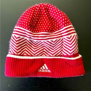 Adidas IU beanie